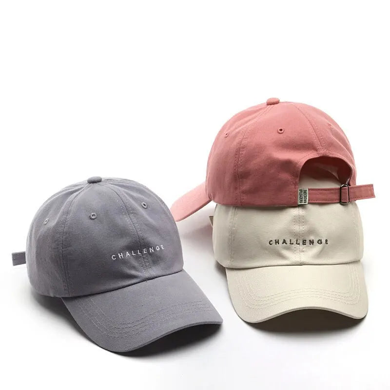 Gorra de Béisbol con Letras Bordadas Unisex.