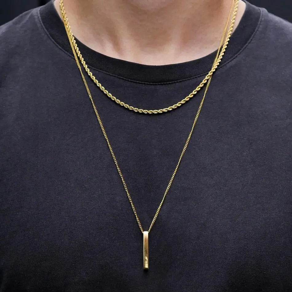 Cadena con Colgante Geométrico en Barra 3D para Hombre.