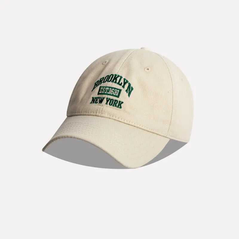 Gorra de Béisbol con Letras Bordadas Unisex.