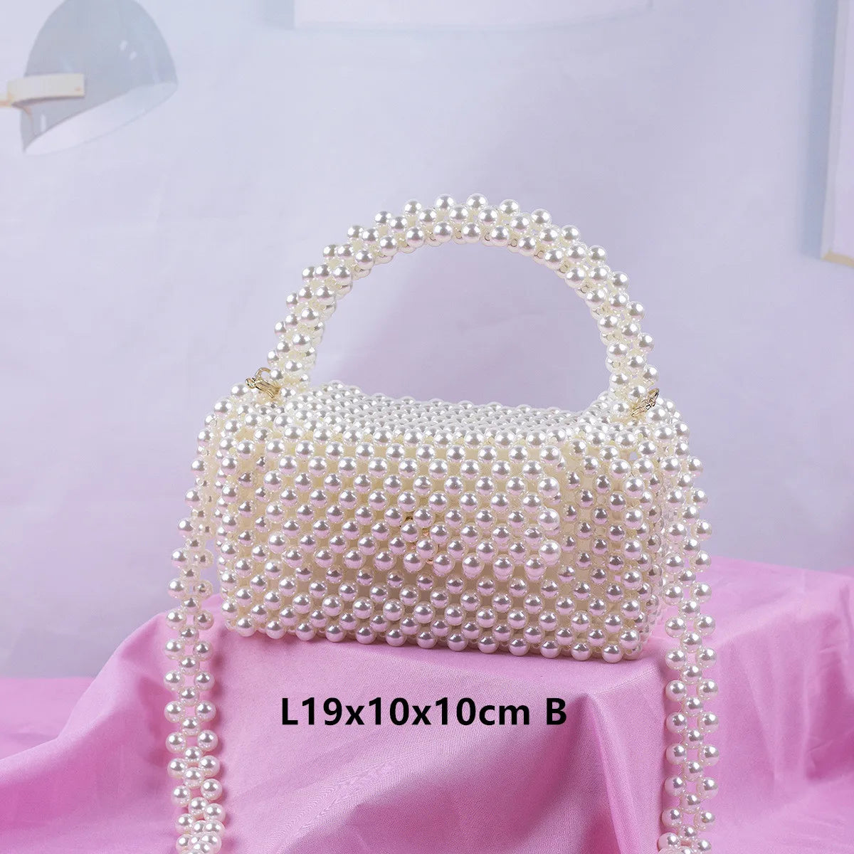 Bolso de Perlas Tejido a Mano: Elegancia Artesanal para tus Fiestas