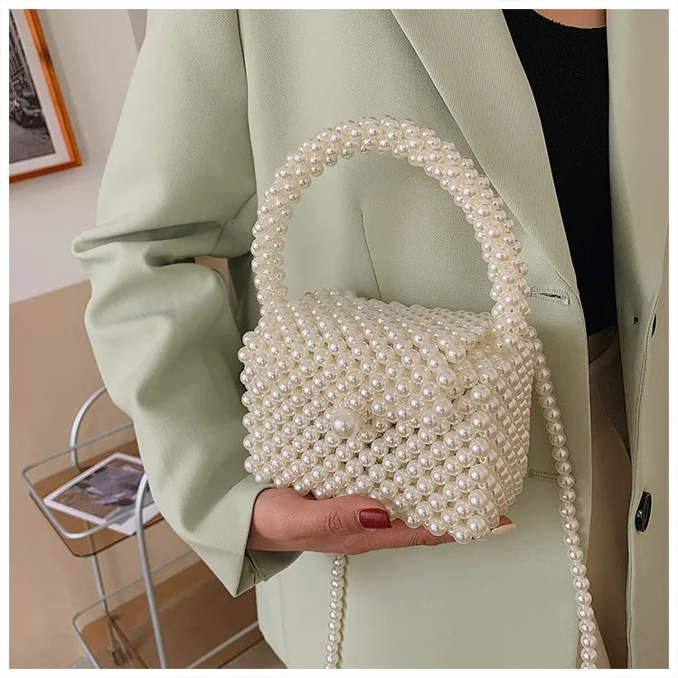 Bolso de Perlas Tejido a Mano: Elegancia Artesanal para tus Fiestas