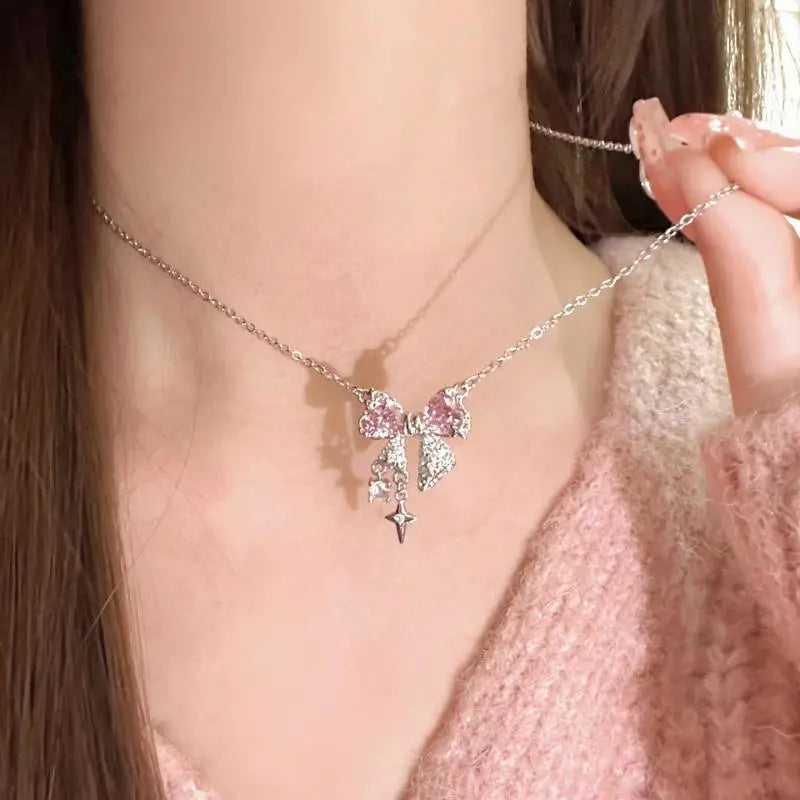 Collar de Moda con Colgante de Cruz de Circón Rosa, Lazo o Corazón